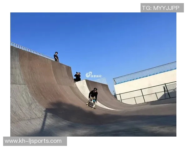 武汉滑板队的秘密:探索滑板运动的深度与控制技巧实时数据 武汉滑板队的秘密:探索滑板运动的深度与控制技巧实时数据