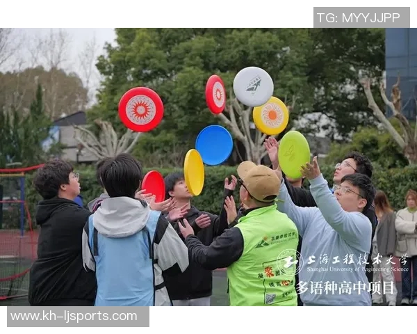 实时新闻上海飞盘队在极限运动联赛中以56分稳居积分榜首位